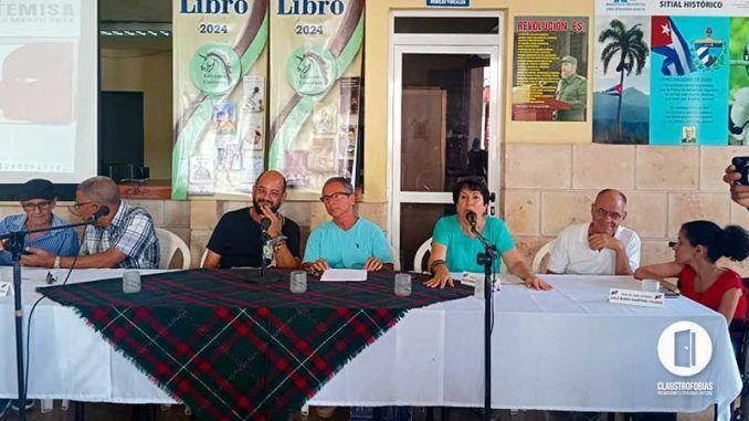 Álvaro Castillo Granada: a librería, alma y corazón abierto